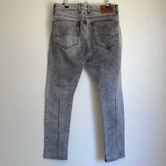 TOMMY HILFIGER | Pale grey skinny leg jeans - Picture 14 of 15